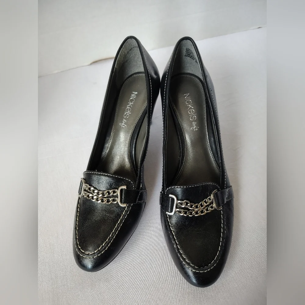 Nickels Soft Black Chain Detail Women's Heels Size 6 M